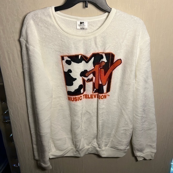 MTV Tops - MTV Fuzzy Crewneck, Size L, NWT